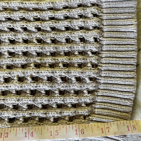 Velvet by Graham & Spencer Sammie Sweater in Dune size M - Picture 7 of 9